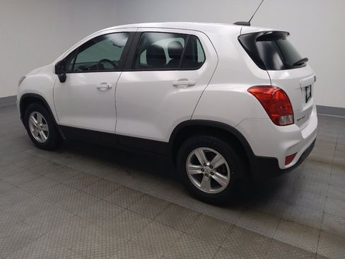 Used 2017 Chevrolet Trax LS AWD/4WD image 3
