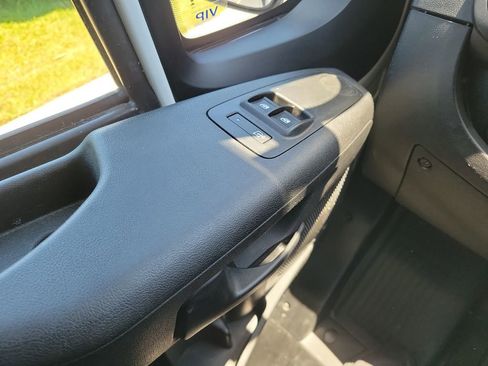Used 2023 RAM ProMaster 2500 FWD image 15