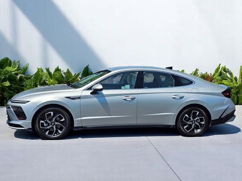 Used 2025 Hyundai Sonata SEL image 11