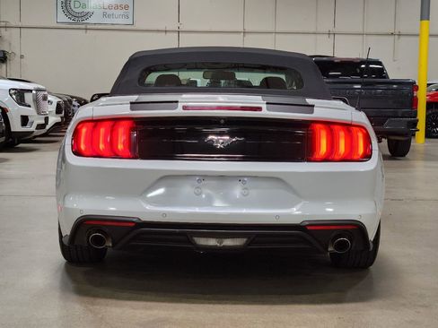 Used 2020 Ford Mustang Premium RWD image 11