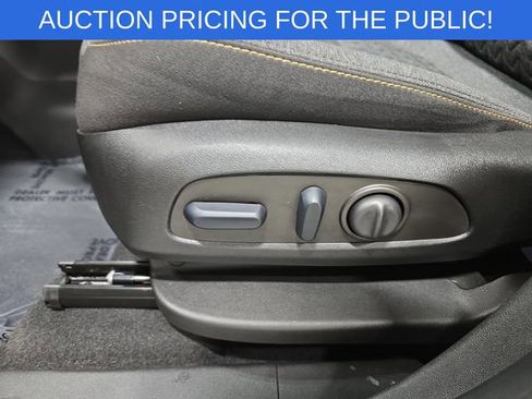 Used 2022 Chevrolet Equinox LT w/ LPO, Floor Liner Package image 27