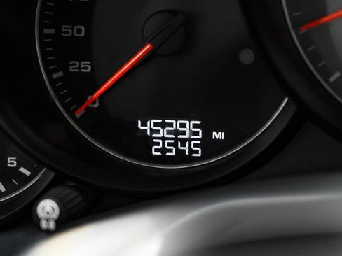 Used 2011 Porsche Panamera 4S image 18