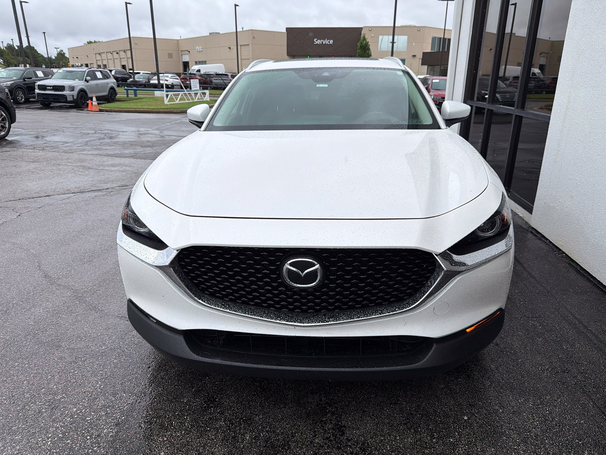 Used 2023 MAZDA CX-30 AWD 2.5 S w/ Premium Package image 2
