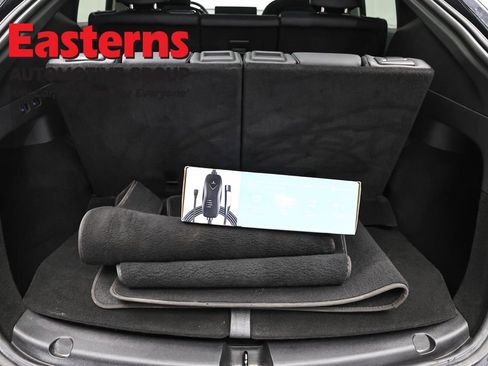 Used 2021 Tesla Model Y Long Range AWD/4WD image 9