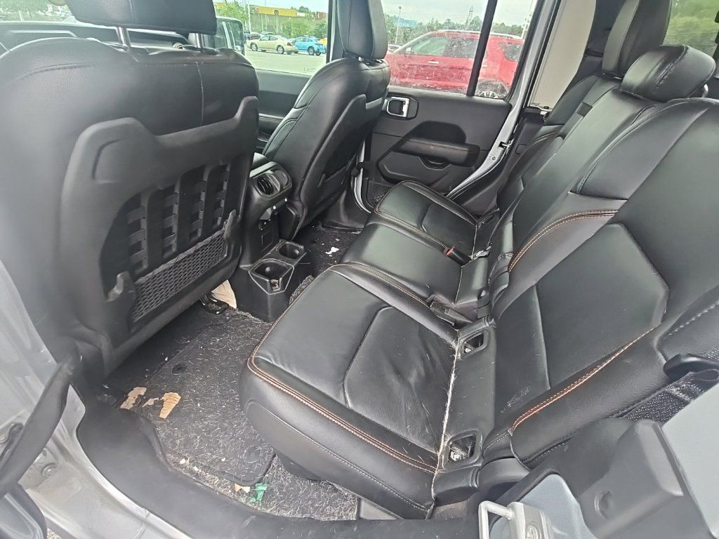 Used 2022 Jeep Gladiator Mojave w/ LED Lighting Group AWD/4WD image 11