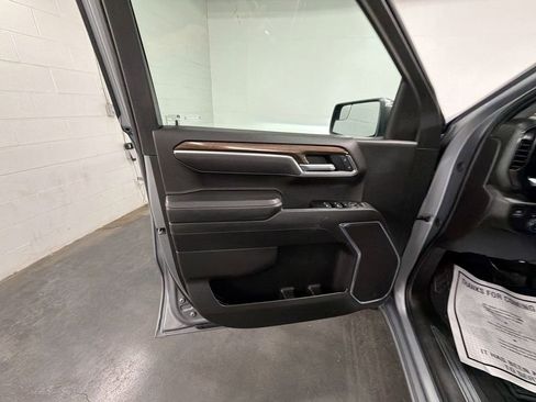 Used 2025 Chevrolet Silverado 1500 LT AWD/4WD image 22