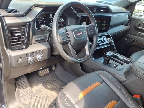 Used 2023 GMC Sierra 1500 AT4 w/ Technology Package AWD/4WD image 23