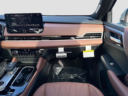 New 2026 Mitsubishi Outlander SEL image 22