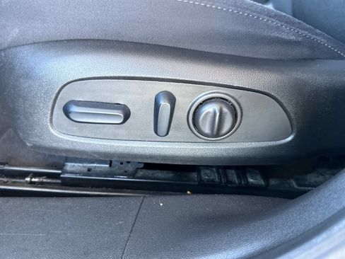 Used 2024 Chevrolet Malibu LT FWD image 19