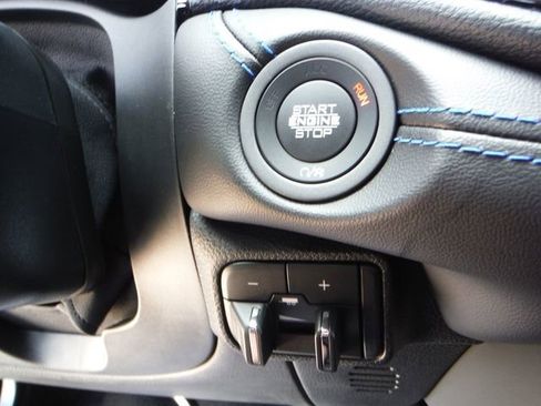 Used 2022 Dodge Durango R/T w/ Tow 'N Go Package AWD/4WD image 35