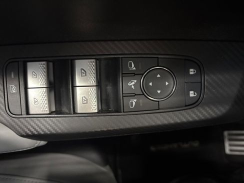 Used 2025 Mitsubishi Outlander SEL image 27