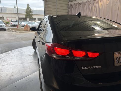 Used 2018 Hyundai Elantra Value Edition image 10