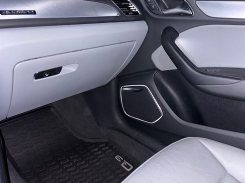 Used 2017 Audi Q3 2.0T Prestige image 23