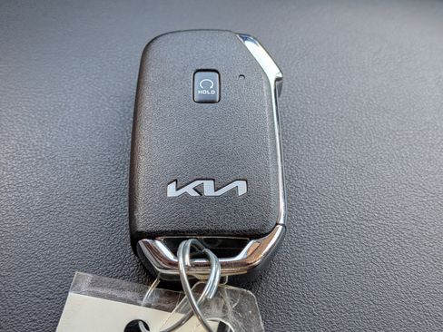 Used 2023 Kia Sorento SX image 35