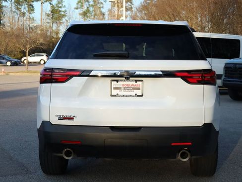 Used 2023 Chevrolet Traverse LS w/ Safety Package image 20