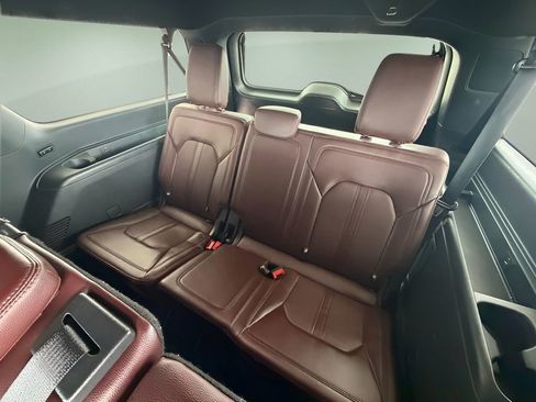 Used 2024 Ford Expedition Max Limited image 22