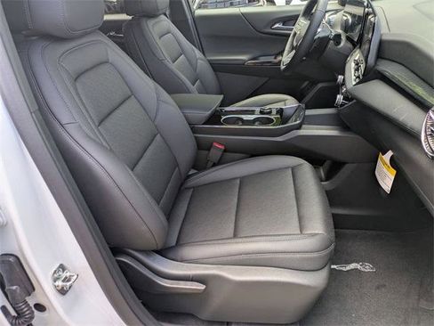 New 2026 Chevrolet Equinox LT w/ Convenience Package II image 27