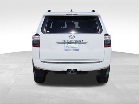 Used 2021 Toyota 4Runner SR5 image 7