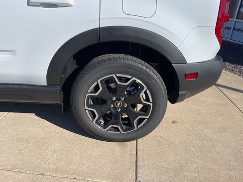 New 2025 Ford Bronco Sport Outer Banks w/ Outer Banks Tech Package+ image 44