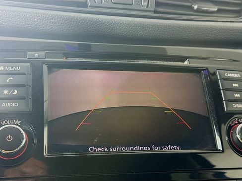 Used 2018 Nissan Rogue SV FWD image 15