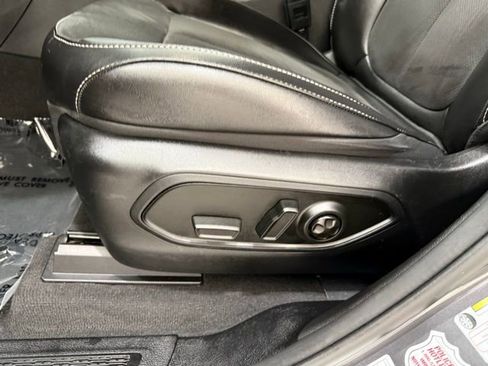 Used 2023 Jeep Grand Cherokee Altitude image 15