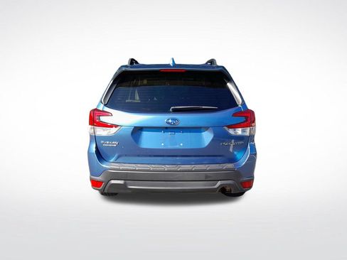 Used 2019 Subaru Forester Premium AWD/4WD image 7