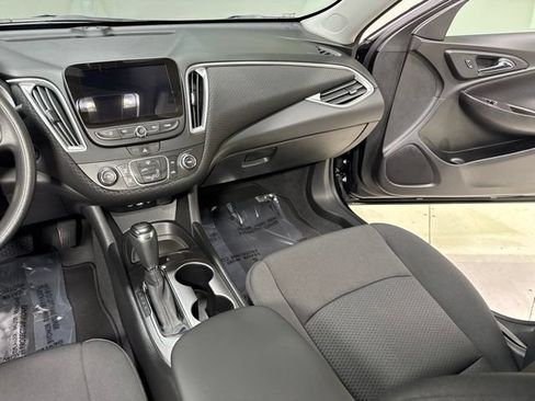 Used 2019 Chevrolet Malibu LS FWD image 19