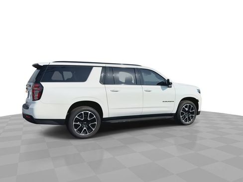 Used 2023 Chevrolet Suburban RST w/ Luxury Package AWD/4WD image 9