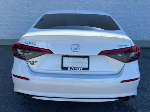 Used 2023 Honda Civic Sport image 7