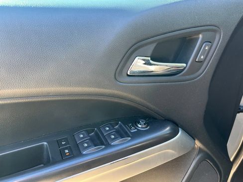Used 2022 Chevrolet Colorado ZR2 AWD/4WD image 9