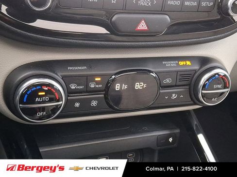 Used 2023 Kia Soul EX image 19