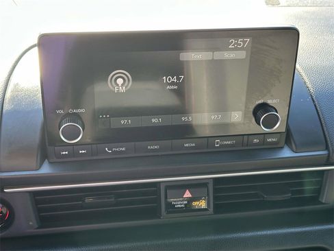 Certified 2025 Honda Pilot Sport image 19