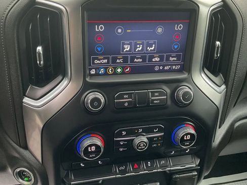 Used 2022 Chevrolet Silverado 1500 RST w/ Convenience Package II AWD/4WD image 32