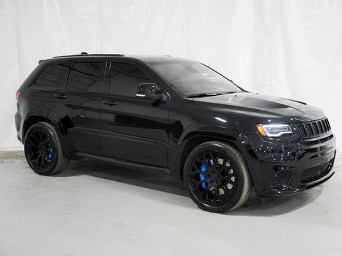 Used 2021 Jeep Grand Cherokee Trackhawk AWD/4WD image 8