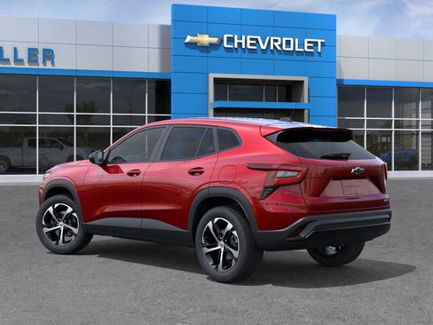 New 2026 Chevrolet Trax RS w/ Driver Confidence Package image 3