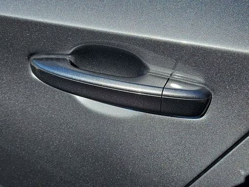 Used 2019 Honda Accord EX image 23