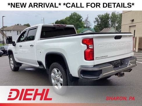 Used 2022 Chevrolet Silverado 2500 LTZ w/ LTZ Convenience Package AWD/4WD image 8