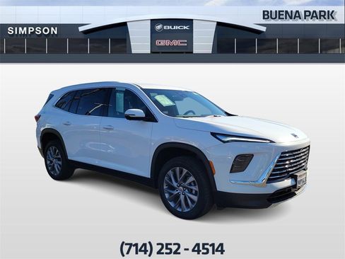 Used 2026 Buick Enclave Preferred image 2