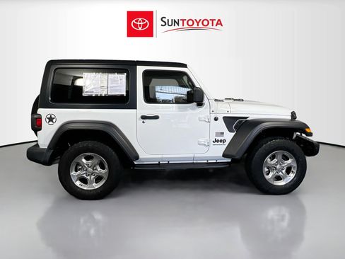 Used 2021 Jeep Wrangler Sport S image 2