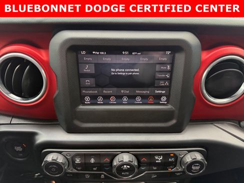 Used 2020 Jeep Wrangler Unlimited Rubicon w/ Cold Weather Group AWD/4WD image 15