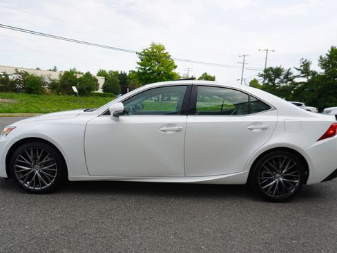 Used 2016 Lexus IS 200t w/ Navigation System Package RWD image 4