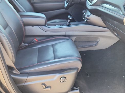 Used 2024 Dodge Durango GT AWD/4WD image 14