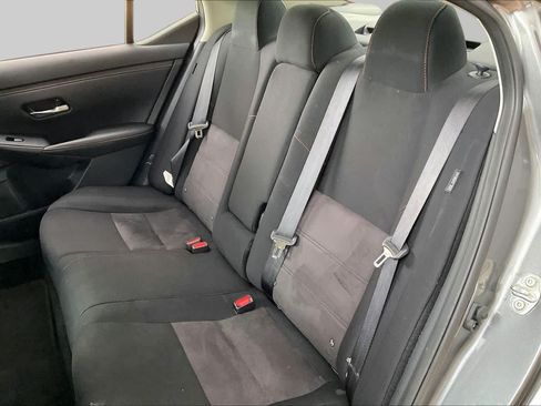 Used 2025 Nissan Sentra SR FWD image 18