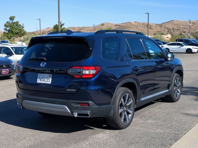 Used 2024 Honda Pilot Touring image 5