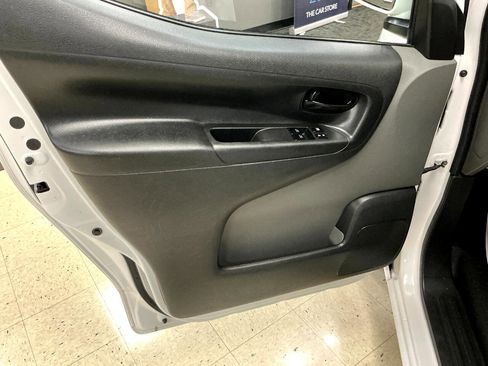 Used 2021 Nissan NV200 SV w/ Back Door Glass Package image 13