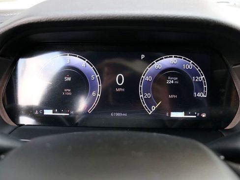 Used 2024 Jeep Grand Cherokee Laredo RWD image 11