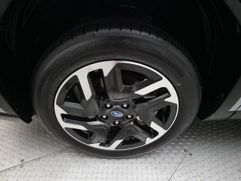 Certified 2025 Subaru Forester Limited AWD/4WD image 27