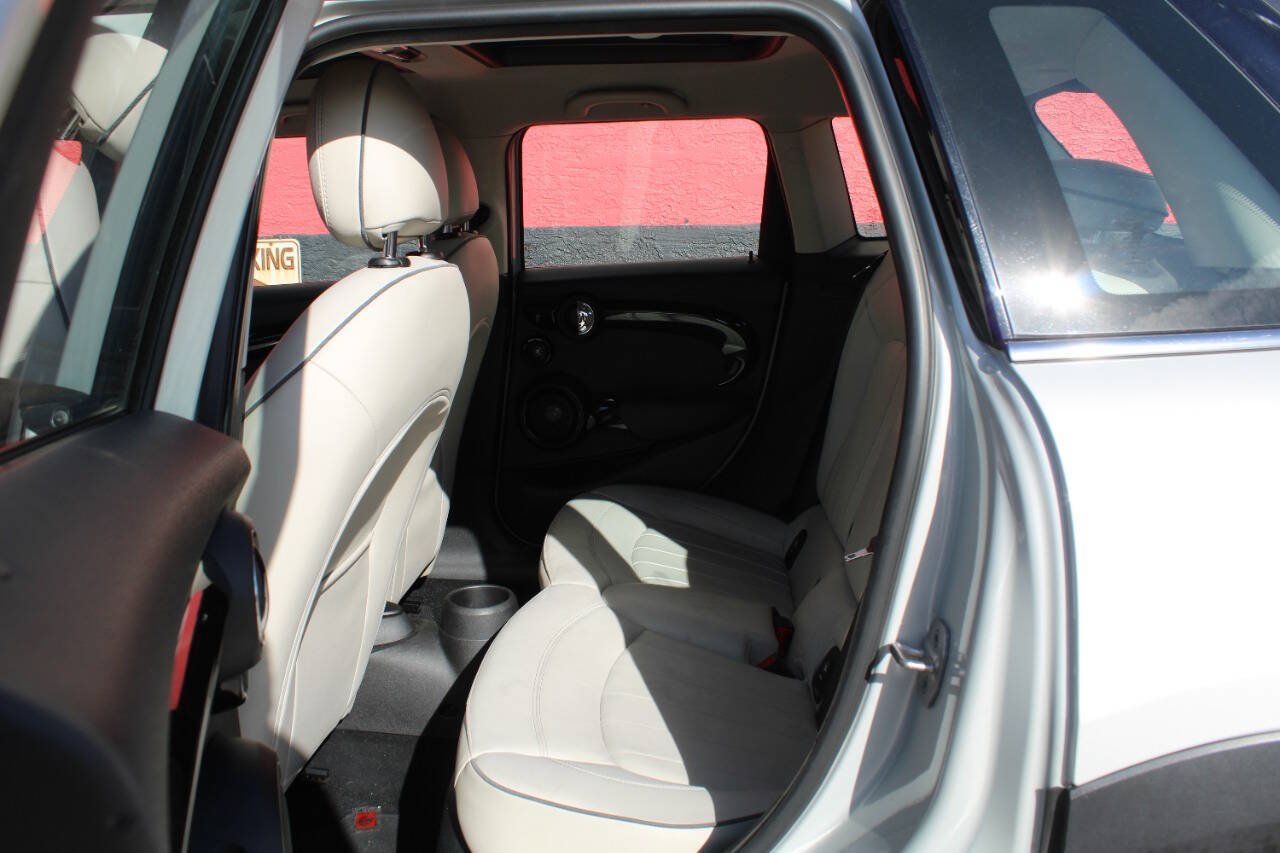 Used 2018 MINI Cooper S FWD image 15