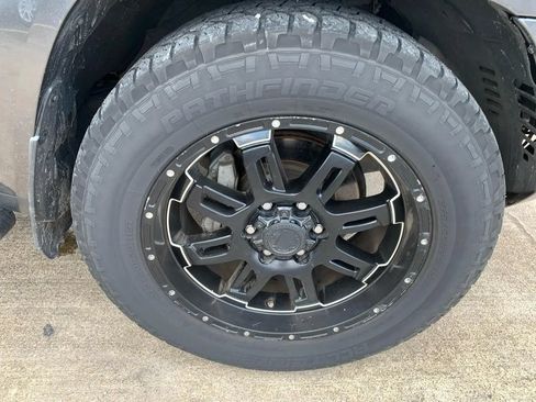 Used 2019 Toyota 4Runner SR5 RWD image 24