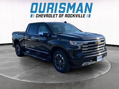 Used 2024 Chevrolet Silverado 1500 High Country image 1